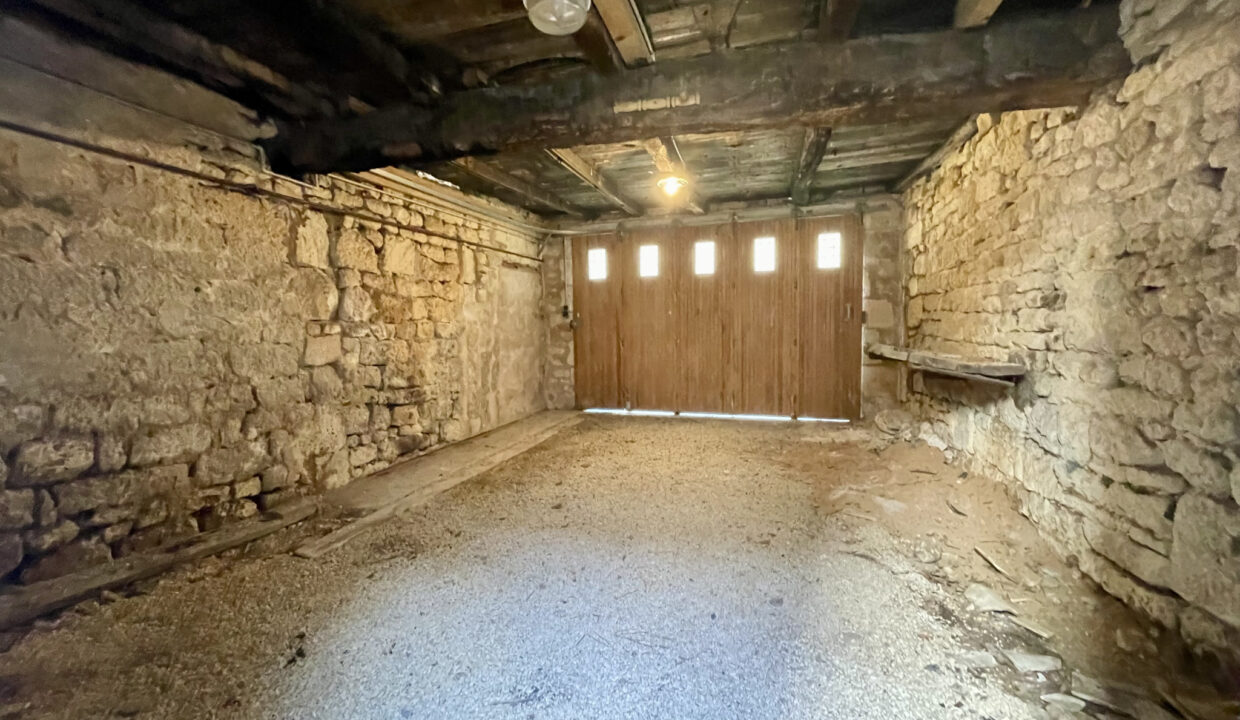 photo_799544bfa79c249dda718934a64ee3cb