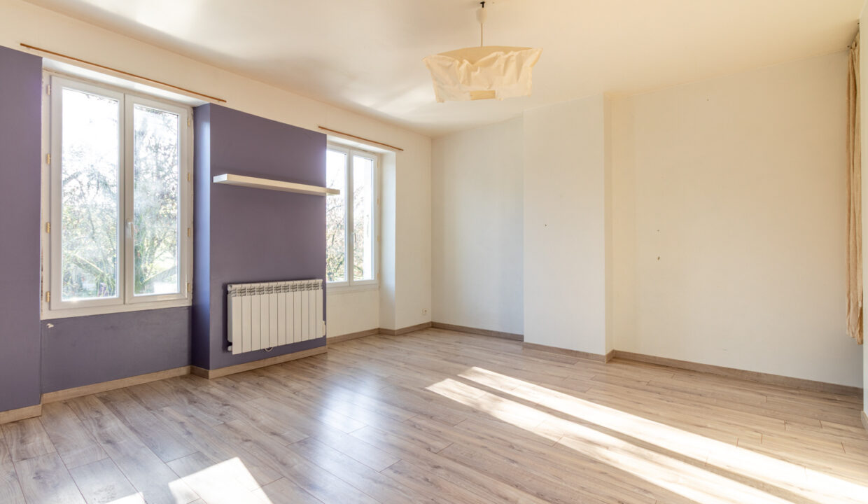 photo_048ff7c26a280ab6794ceec69bee117b