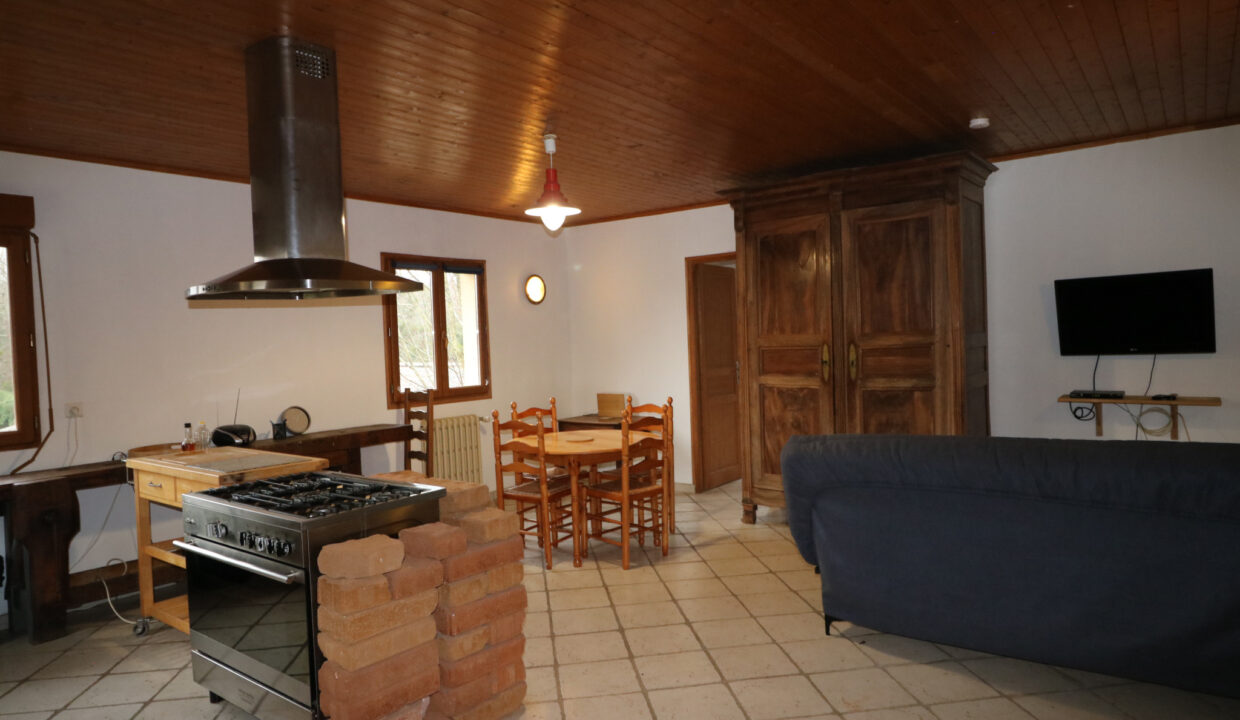 photo_6573d3ec42a71fc902813b7821aec7fd