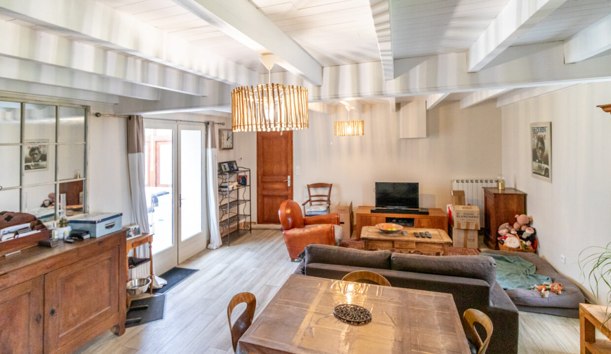 photo_725e402fd4373d76f39746a697fc0503