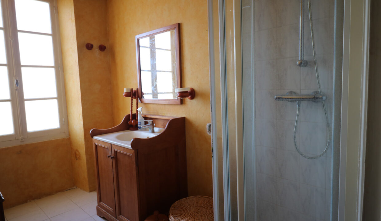 photo_52fdb464b1751b6c0fb2c3ab1850abb3