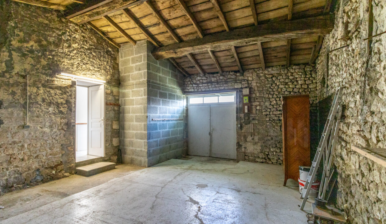 photo_0a41b35af3db91b203d460bf6e9989cb