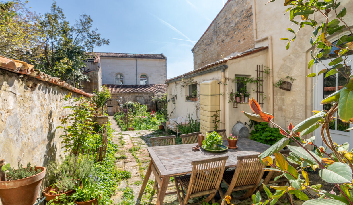 photo_10100c562b676fac57cc2307da7deb95