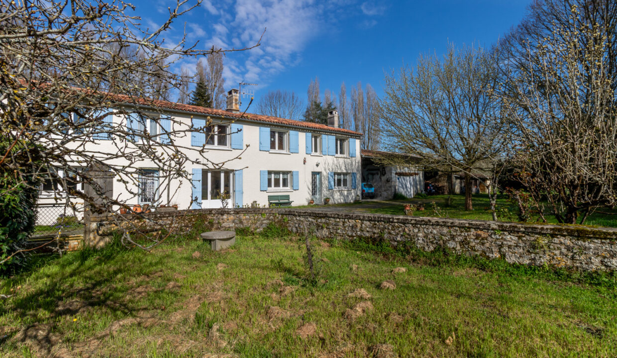 photo_623a7a7e99f4af6bd804b7f9de589249