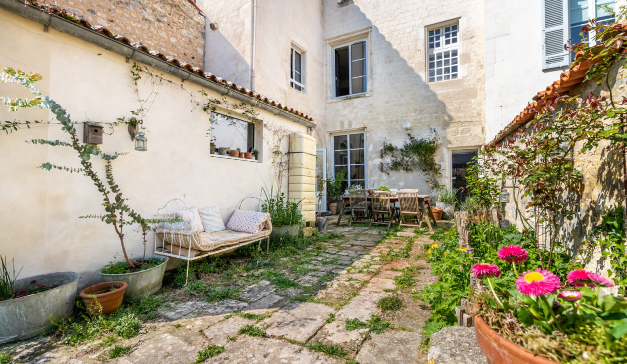 photo_7a0818bf3bcfe148ee93a69ffab297b3