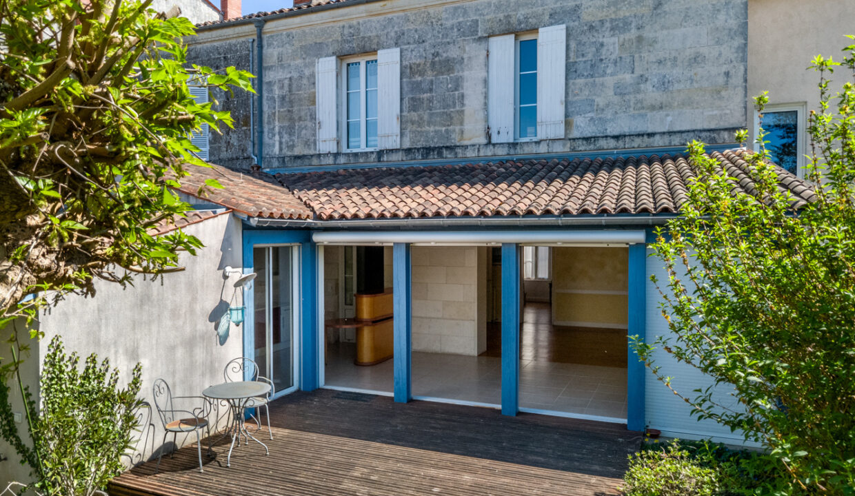 photo_044b70f8910885435a31cebd2a3c8fb8