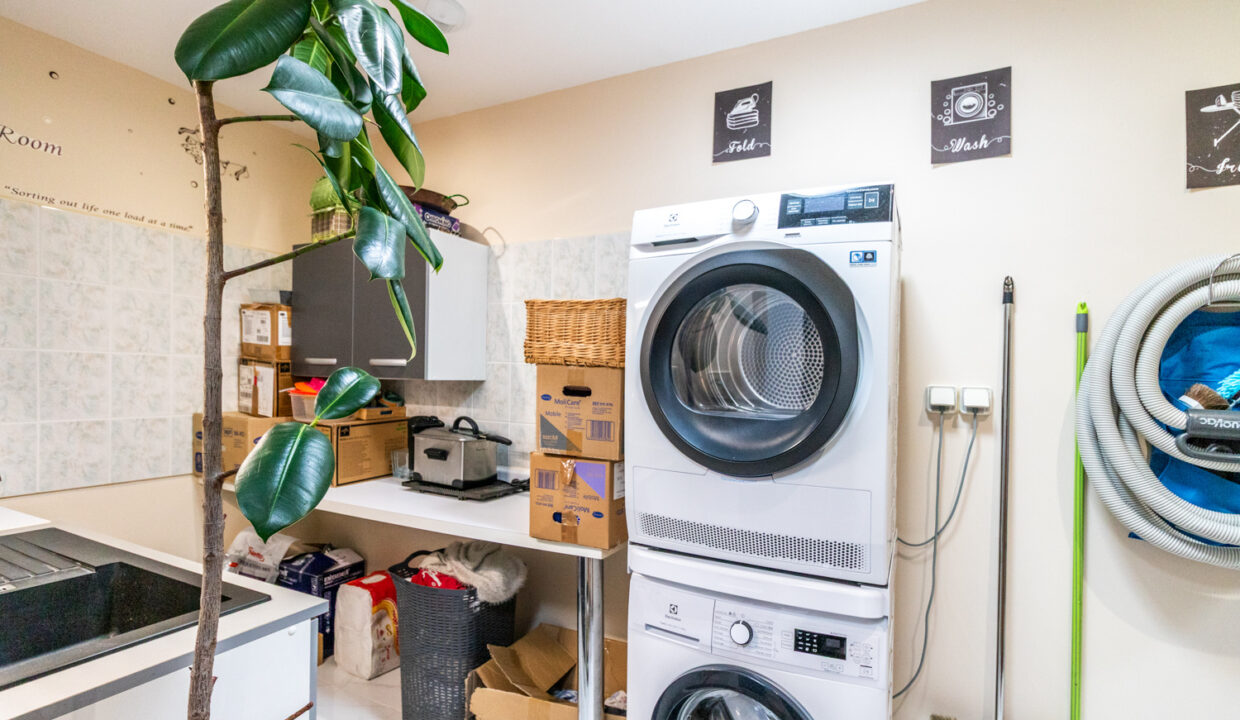 photo_192adabe5769edf936db73972796db41