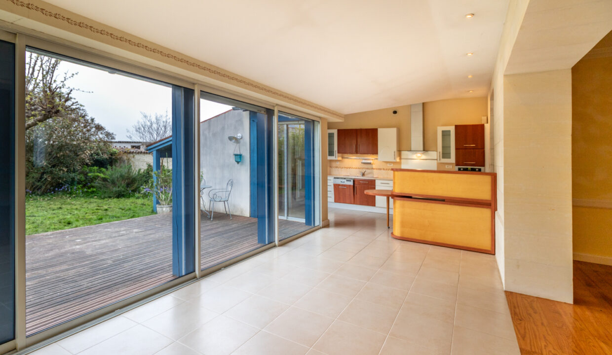 photo_1a915fa481697080541c4d1a66b5f6ed