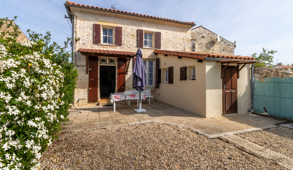 photo_76671b1ed59f7f641649fb96e4babfdd