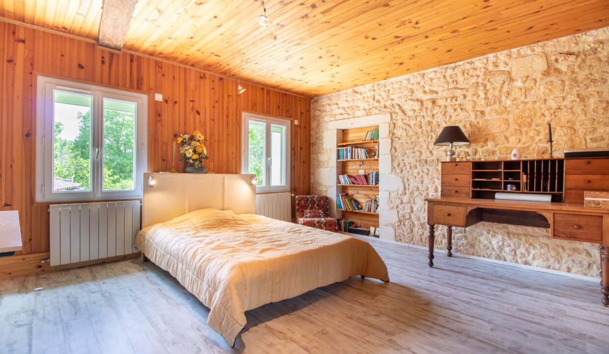 photo_c551973aedd515d717b880d4352fcf71