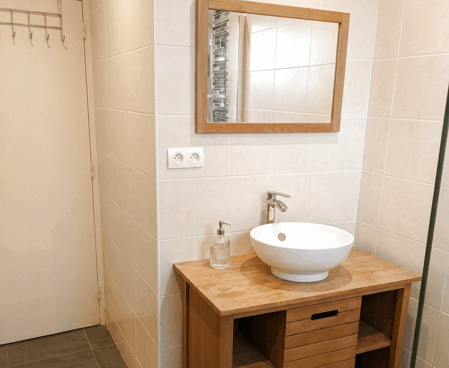 photo_05441c1ac775ab23fe1bae1c53048490_Inc_0