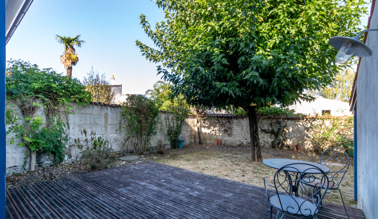 Maison 5 pièces 162 m² · à Saintes · 162 m² · 479 000 €