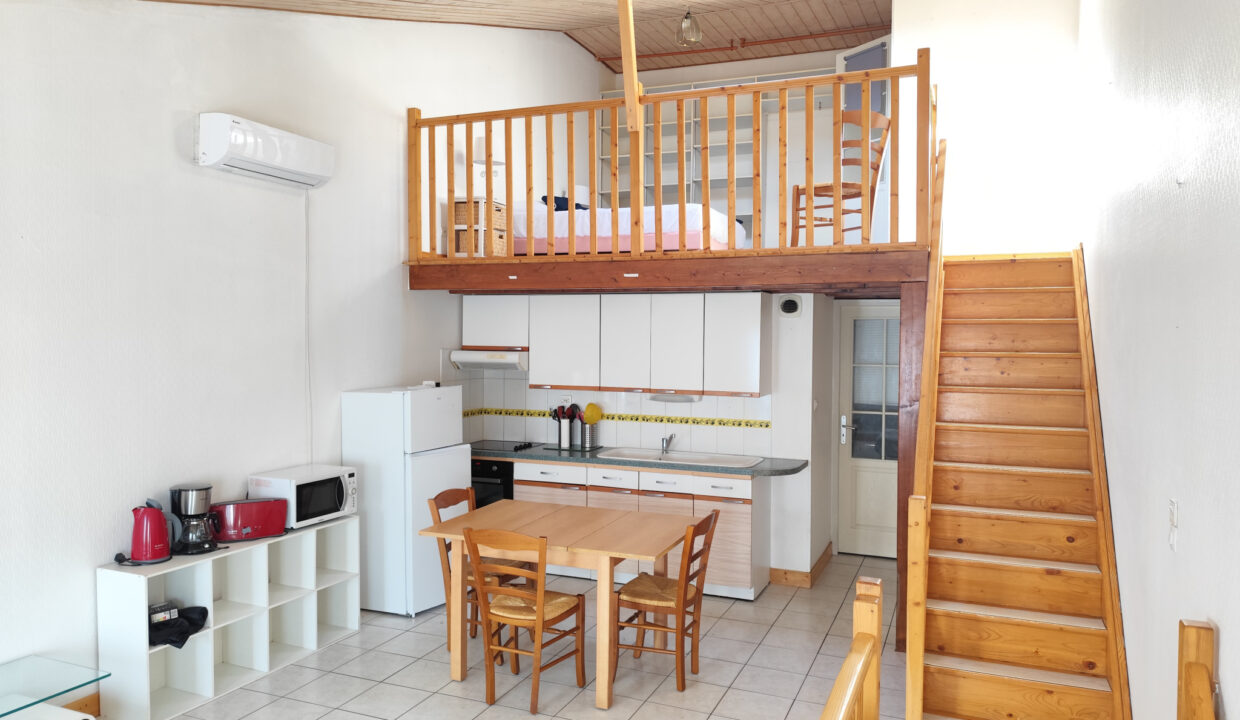 Immeuble 2 pièces 108 m² · à Rochefort · 108 m² · 206 900 €