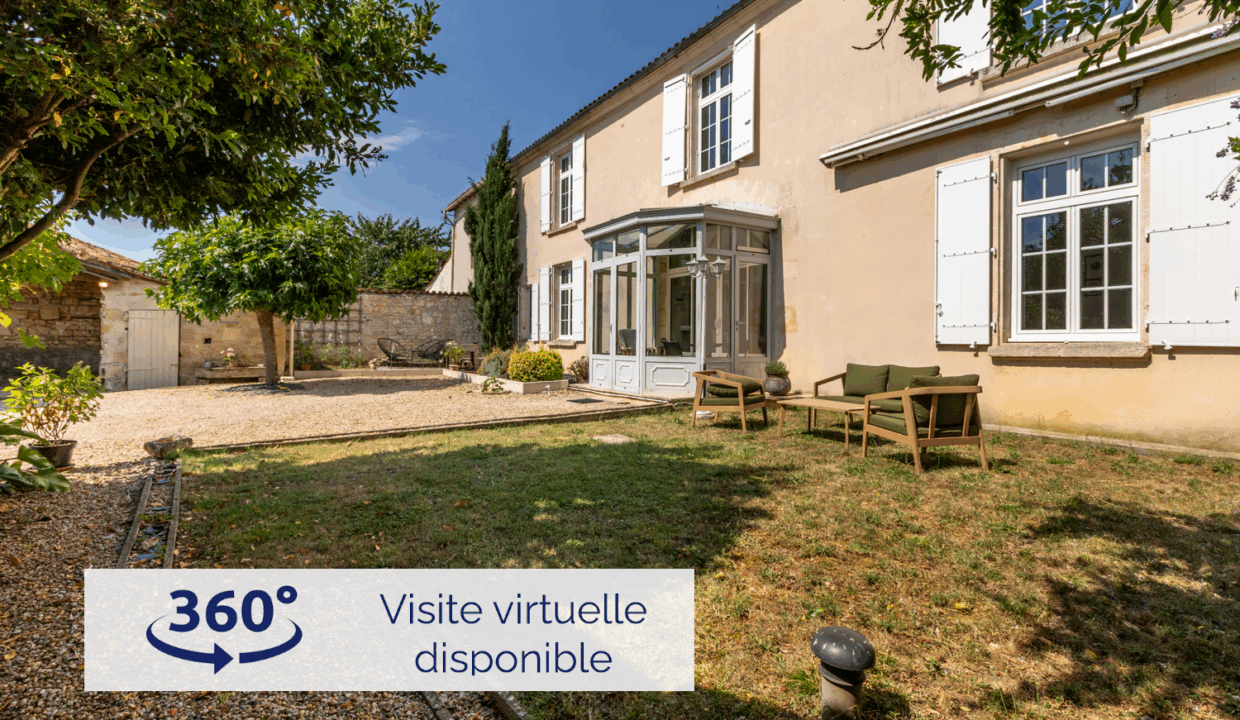 Maison 5 pièces 264 m² · à Bignay · 264 m² · 349 000 €